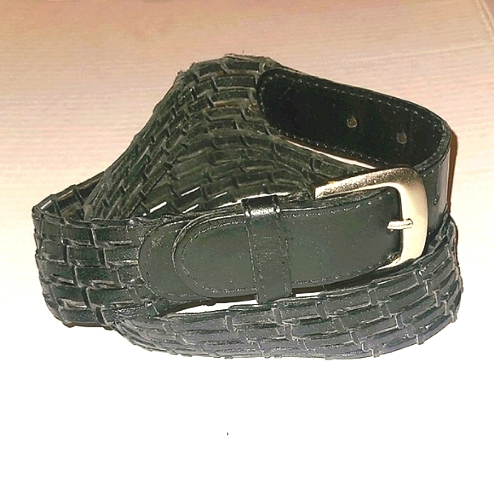 Genuine split leather belt black basket weave size Large 29.5" - 33.5"